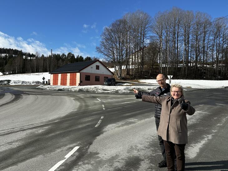 Tove Gulbrandsen og Inge Braathen i Løkkerkrysset